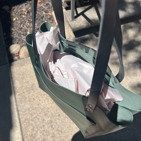 Portland Leather Goods Medium Jade Tote w/ Black Handles - Picture 3 of 10